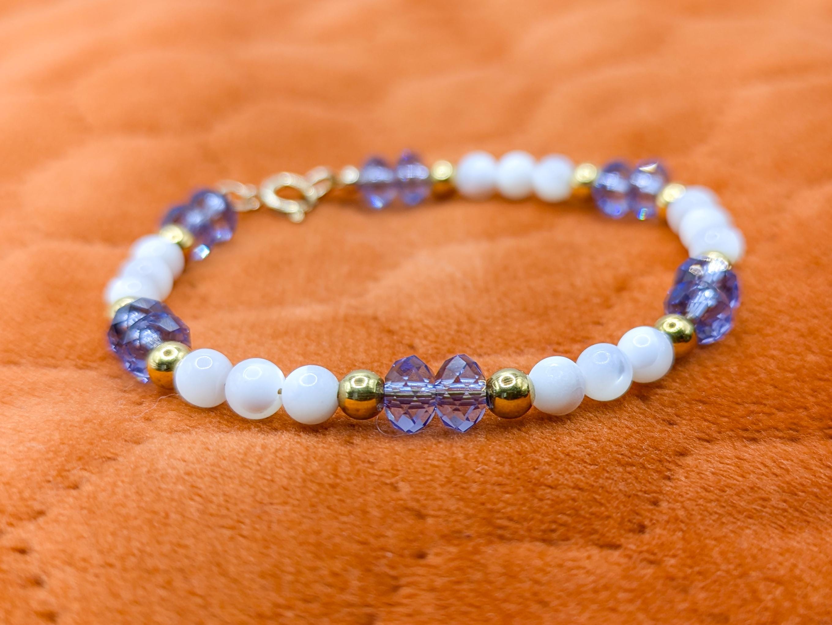 Bracelet nacré et cristaux Tanzanite - Ecrelya Bijoux