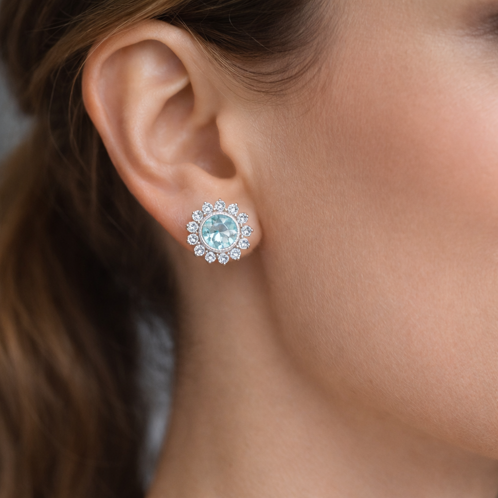 Puces fleur topaze bleue naturelle en argent 925 | Ecrelya Prestige