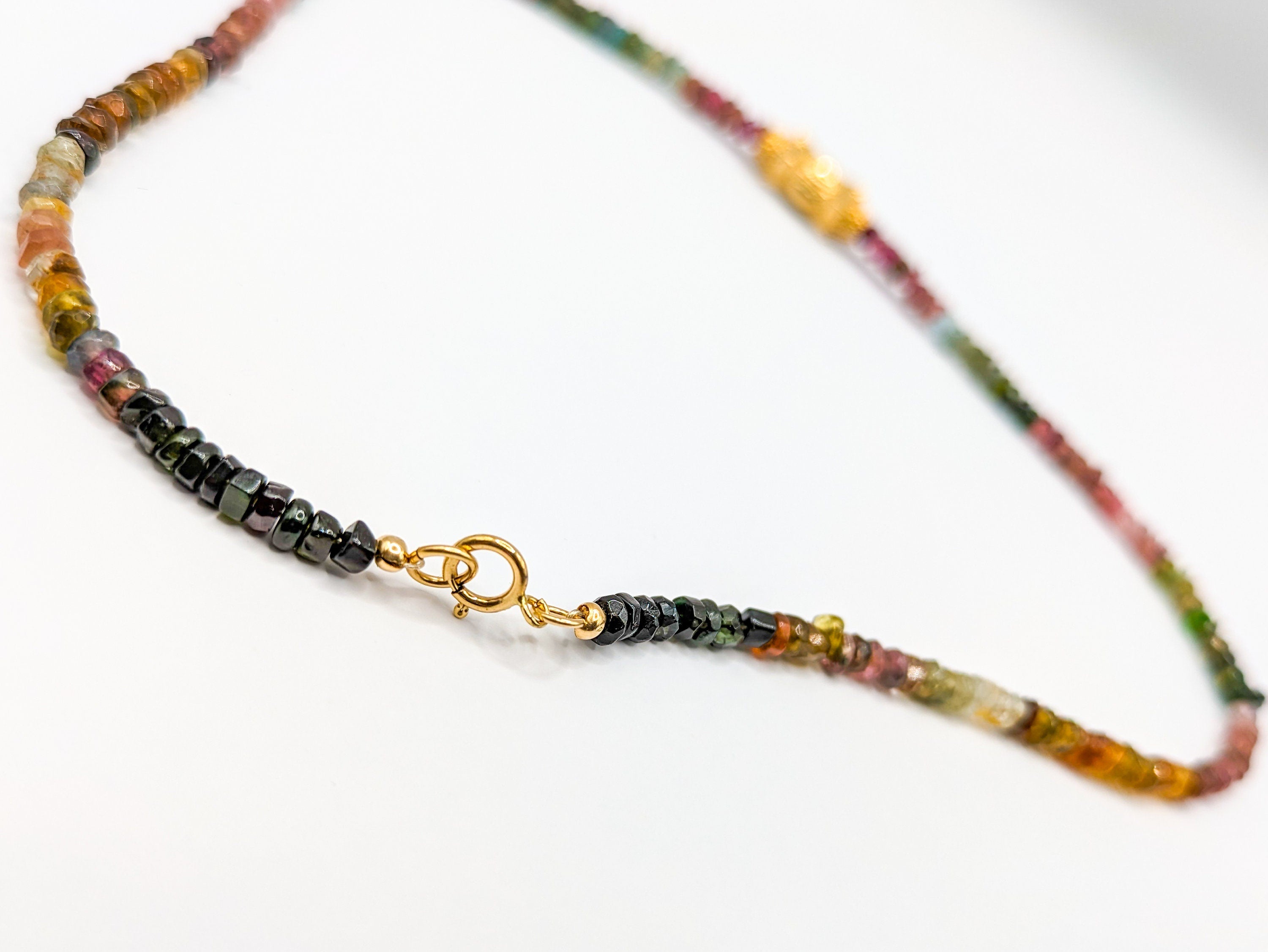 Collier en Tourmaline facettées multicolore - Ecrelya Bijoux